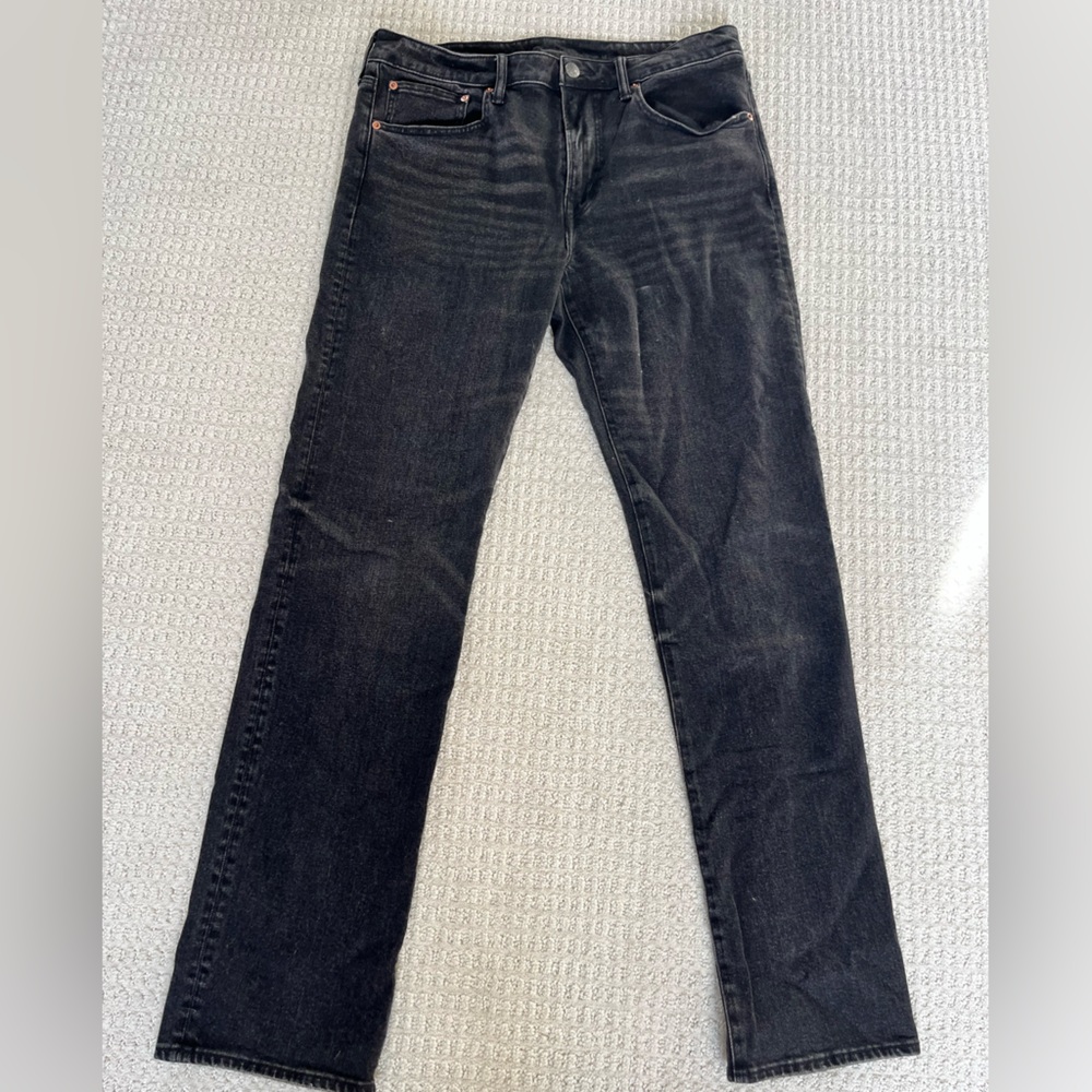 American Eagle men’s Outfitters Dark Wash Jeans 34x36